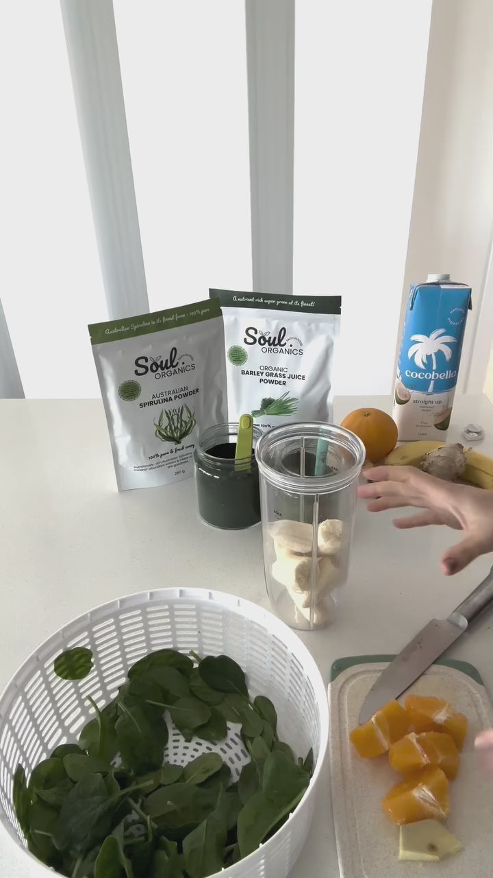A green smoothie using Soul Organics Australian Spirulina & Barley Grass Juice Powder 