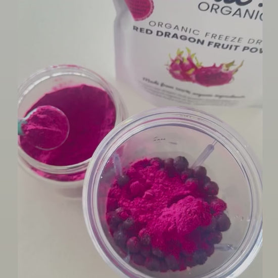 Soul Organics Organic Red Pitaya Powder Scooped into smoothie 